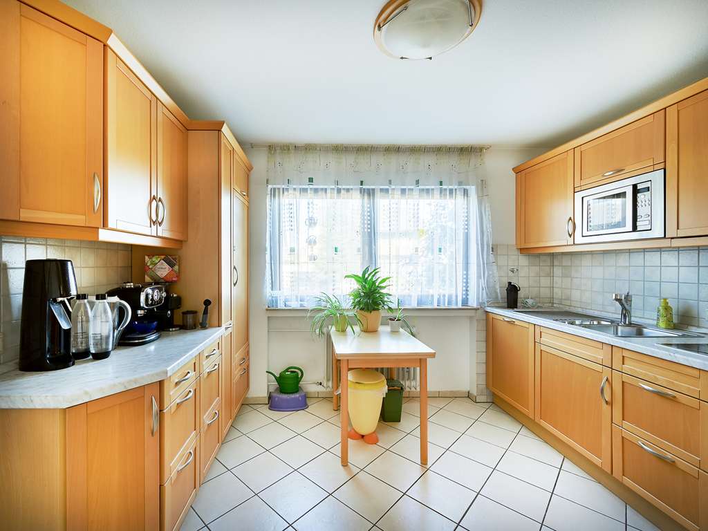 Immobilie in Bietigheim - Doppelhaushälfte mit viel Potenzial in ruhiger Lage! - Bild 2