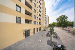 1 Zimmerwohnung mit WBS im Neubau sucht neuen Mieter! – Dolgenseestr. 9a, 10319 Berlin – Vorschaubild 2