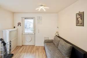 Einfamilienhaus mit sechs Zimmern, Garage, Außenstellplatz und schönem Garten in Esch – Die vollständige Adresse der Immobilie erhältst du vom Anbieter., 50765 Esch/Auweiler, Köln – Vorschaubild 10