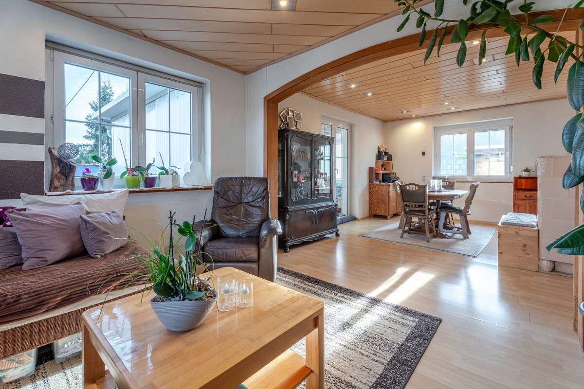 Immobilie in Eigeltingen - Zwei Generationen unter einem Dach – ein Zuhause mit Geschichte und Zukunft - Bild 8