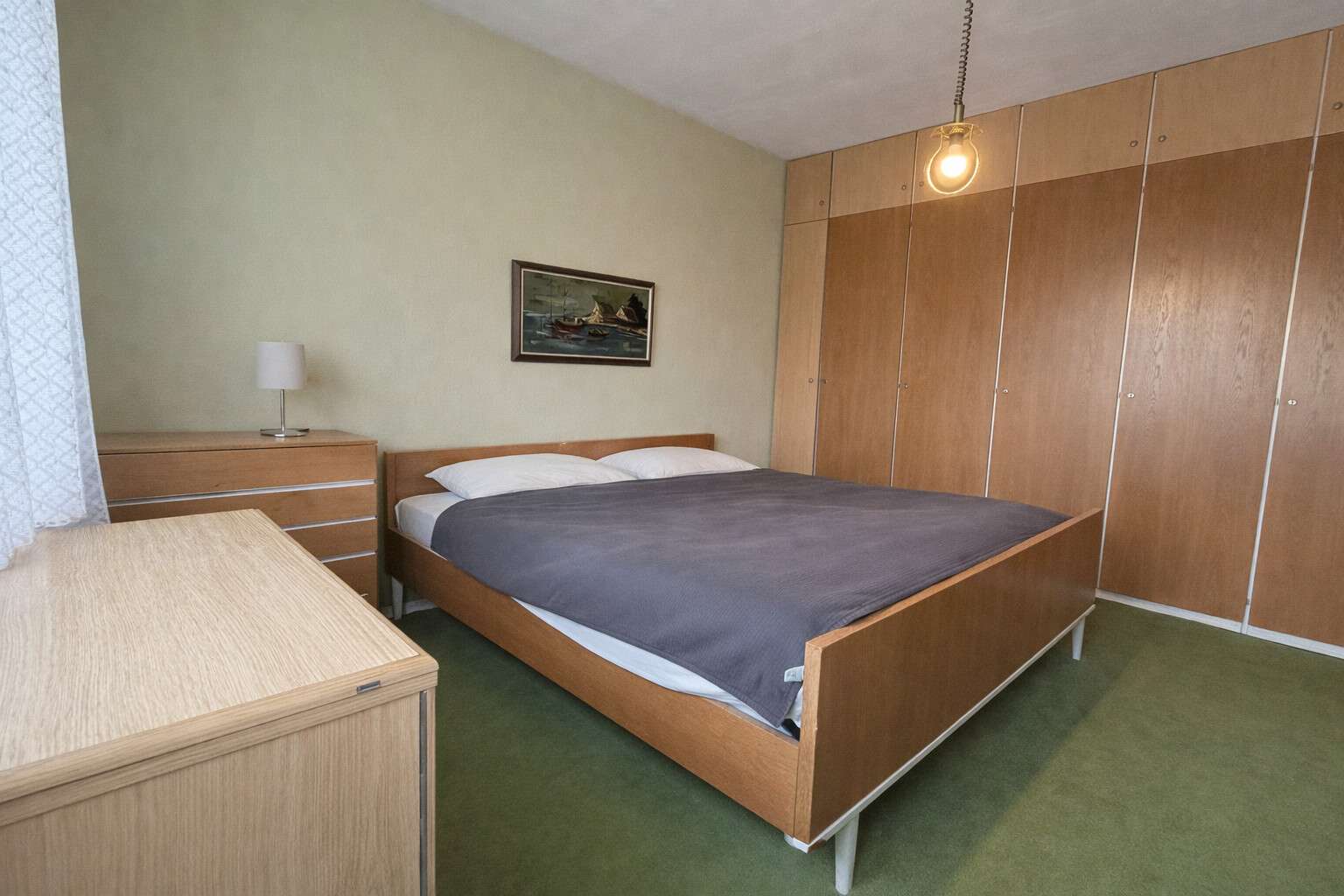 Renovierungsbedürftige 2-Zimmer-Etagenwohnung mit Balkon und Garagenstellplatz, Düsseldorf – Bild 4