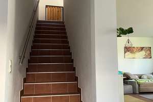 Großzügige 3,5-Zimmer-Maisonette-Wohnung mit riesiger Dachterrasse in zentraler Lage – Die vollständige Adresse der Immobilie erhältst du vom Anbieter., 86153 Jakobervorstadt-Nord, Augsburg – Vorschaubild 8