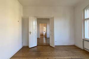 Charmante 4-Zimmer-Altbauwohnung mit hohen Decken und klassischem Flair – Die vollständige Adresse der Immobilie erhältst du vom Anbieter., 12205 Lichterfelde, Berlin – Vorschaubild 2