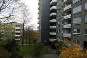 Uni Nahe! Gemütliche 4-Zi.-WG+Einbau Küche. Mit / Ohne Möbel.