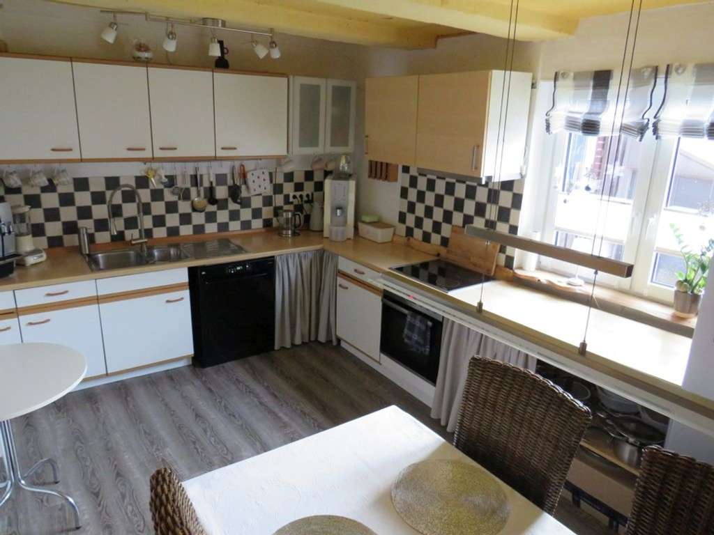 Immobilie in Rühen - Anwesen im historischen Charme - Ideal für Selbstversorger und Pferdeliebhaber! - Bild 2