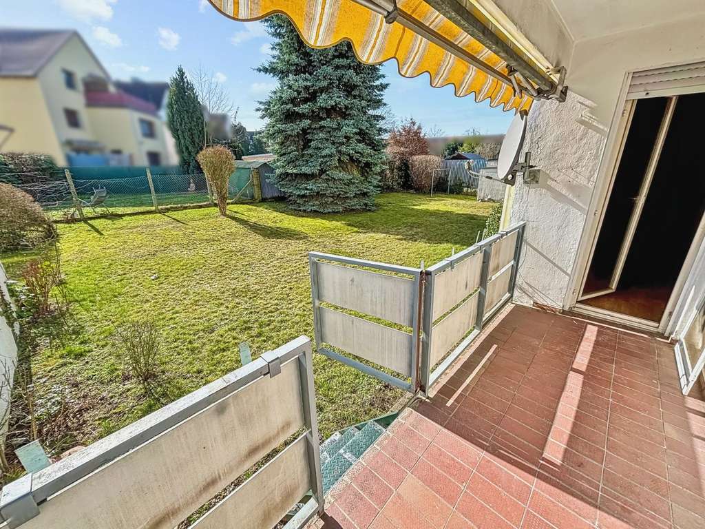 Immobilie in Obertshausen - 2 Doppelhaushälften mit je 3 Wohneinheiten und 3 Garagen auf großem Sonnengrundstück in Obertshausen - Bild 0