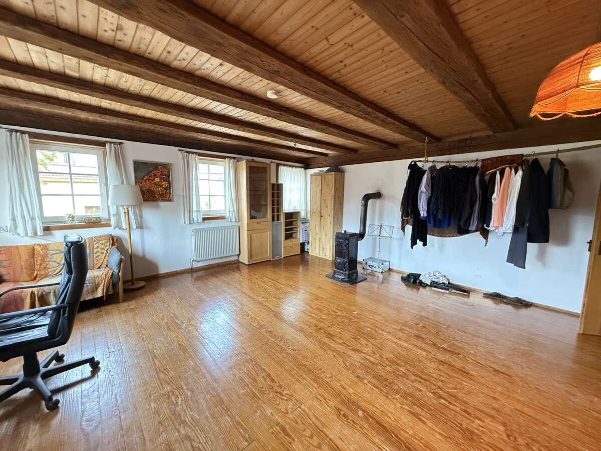 Immobilie in Wolpertshausen - DENKMALGESCHÜTZTES
ZWEIFAMILIENWOHNHAUS 
IN UNTERSCHEFFACH - Bild 8