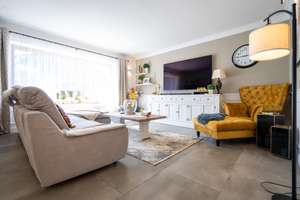 Modernisiertes Einfamilienhaus in Hamburg-Tonndorf — großzügig, durchdacht, ab sofort Ihr Zuhause!

 – Die vollständige Adresse der Immobilie erhältst du vom Anbieter., 22045 Tonndorf, Hamburg – Vorschaubild 14
