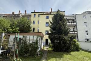 Attraktives Mehrfamilienhaus in Wurzen – voll vermietet, sanierte Immobilie in begehrter Lage – Die vollständige Adresse der Immobilie erhältst du vom Anbieter., 4808 Wurzen – Vorschaubild 2