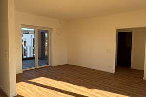Lichtdurchflutete 3-Zimmer Wohnung am Oldenburger Fliegerhorst in ruhiger Lage ! – Nelson-Mandela-Ring 64b, 26127 Flugplatz, Oldenburg (Oldenburg) – Vorschaubild 2