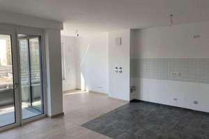 Schöne helle, moderne,  4-Zimmer-Wohnung  - 2 Loggia - am Münchner Westkreuz - POZ – Die vollständige Adresse der Immobilie erhältst du vom Anbieter., 81243 Aubing-Süd, München – Vorschaubild 3