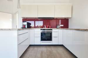 Exklusives Penthouse
mit direktem Aufzugzugang
und großzügiger Dachterrasse – Die vollständige Adresse der Immobilie erhältst du vom Anbieter., 75177 Nordstadt, Pforzheim – Vorschaubild 9