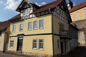 Attraktives Wohnhaus mit Entwicklungspotenzial ! – Langenteich 7, 36448 Steinbach – Vorschaubild 1