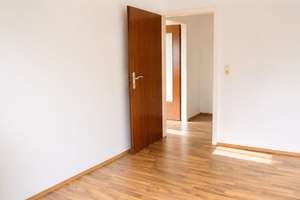 Wohnung mit exklusivem Rheinblick in Köln – Die vollständige Adresse der Immobilie erhältst du vom Anbieter., 51105 Poll, Köln – Vorschaubild 4