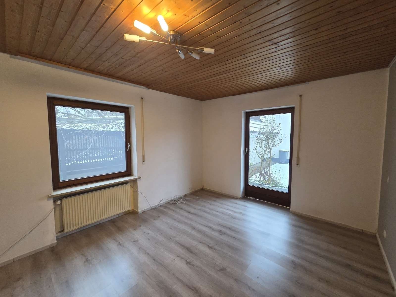 Immobilie in Untermerzbach - Großzügiges EFH (Wfl. 195 m²) mit Garage und sonnigem Garten in Siedlungslage von Untermerzbach
 - Bild 9