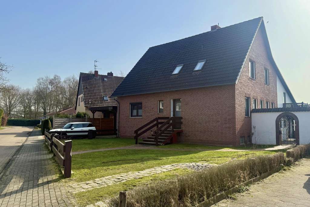 Immobilie in Ritterhude - 1-2-3 Wohneinheiten: Sie entscheiden! Die tolle Lage bleibt.  - Bild 1