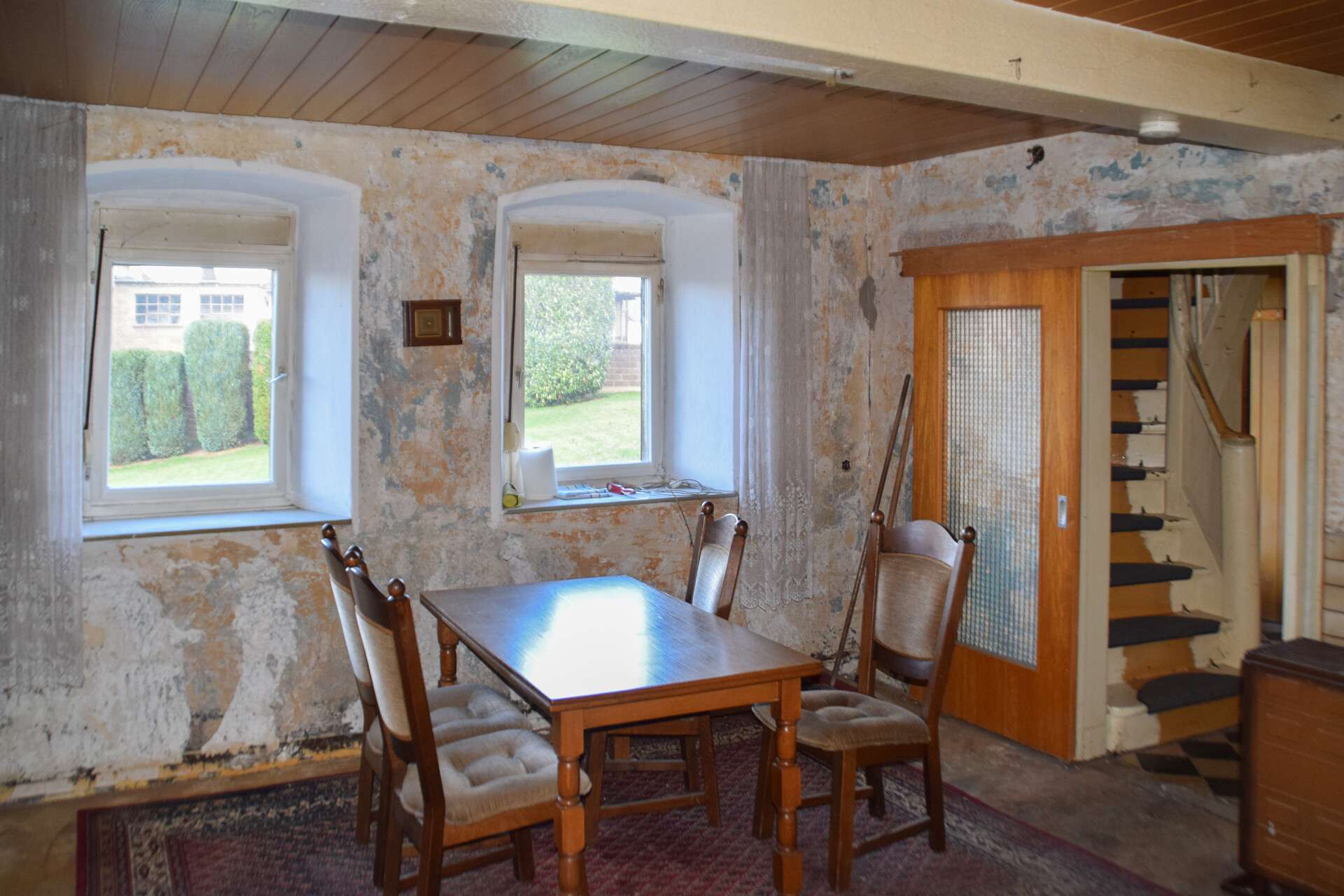 Immobilie in Ransbach-Baumbach - Charmantes Wohnhaus in Ransbach-Baumbach – ideal für eine liebevolle Neugestaltung - Bild 4