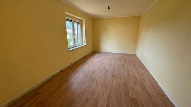 Immobilie in Markersdorf - Naturnahes  EFH mit Grundstück und Scheune in der Nähe des Berzdorfer Sees - Bild 5