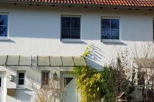 Familienfreundliches Platzwunder – RMH gut angebunden & Uni-nah! – Die vollständige Adresse der Immobilie erhältst du vom Anbieter., 1189 Coschütz/Gittersee, Dresden – Vorschaubild 2