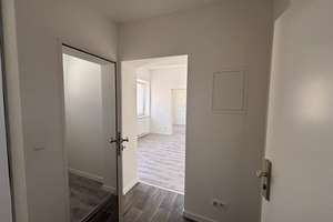 Studenten, Senioren und Berufspendler aufgepasst: 1- Zimmer-Hochparterrewohnung in Krefeld – Garnstraße 39, 47798 Stadtmitte, Krefeld – Vorschaubild 5