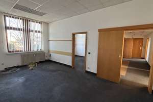 Vielseitiges Mehrfamilienhaus im Duisburger Zentrum – Am Güterbahnhof 2-4, 47051 Dellviertel, Duisburg – Vorschaubild 5