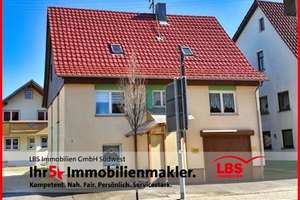 Gemütliches Haus mit Garten zum erschwinglichen Preis – Die vollständige Adresse der Immobilie erhältst du vom Anbieter., 78737 Fluorn-Winzeln – Vorschaubild 1
