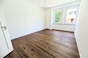 *Große, sehr schöne Vierzimmerwohnung in Stuttgart-Süd* – Die vollständige Adresse der Immobilie erhältst du vom Anbieter., 70199 Südheim, Stuttgart – Vorschaubild 2
