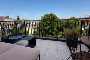 PRIVATE FLOOR LIVING AM HOFGARTEN | EIGENE ETAGE · DIREKTER LIFTZUGANG ·  KAMIN – Die vollständige Adresse der Immobilie erhältst du vom Anbieter., 40479 Pempelfort, Düsseldorf – Vorschaubild 3