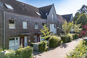 Geräumiges Townhouse mit 6 Zimmer und ausgebautem Dachgeschoss in familienfreundlicher Wohnlage – Die vollständige Adresse der Immobilie erhältst du vom Anbieter., 22397 Duvenstedt, Hamburg – Vorschaubild 33