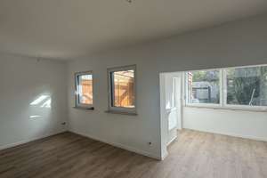 Charmantes Reihenendhaus mit 5,5 Zimmern und Stellplatz sofort bezugsbereit  in Koblenz-Goldgrube – Die vollständige Adresse der Immobilie erhältst du vom Anbieter., 56073 Goldgrube, Koblenz – Vorschaubild 4