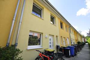 Attraktives gepflegtes Reihenhaus mit Garten und PKW Stellplatz