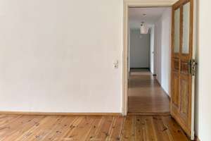 4,5-Zi.-Altbauwohnung im Winsviertel mit Ausbaupotenzial & zwei Balkonen – Winsstraße 47, 10405 Prenzlauer Berg, Berlin – Vorschaubild 5