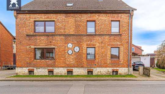 Bild von Zweifamilienhaus in Söllingen – Modernisiert und bezugsfertig