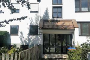 Helle 2-Zi-Wohnung (58 qm) in Moosach im Hochparterre mit direktem Zugang in den Gemeinschaftsgarten