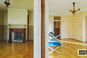 4,5-Zimmer-Altbauwohnung mit Balkon und Gestaltungspotenzial in Augsburg – Die vollständige Adresse der Immobilie erhältst du vom Anbieter., 86152 Stadtjägerviertel, Augsburg – Vorschaubild 9