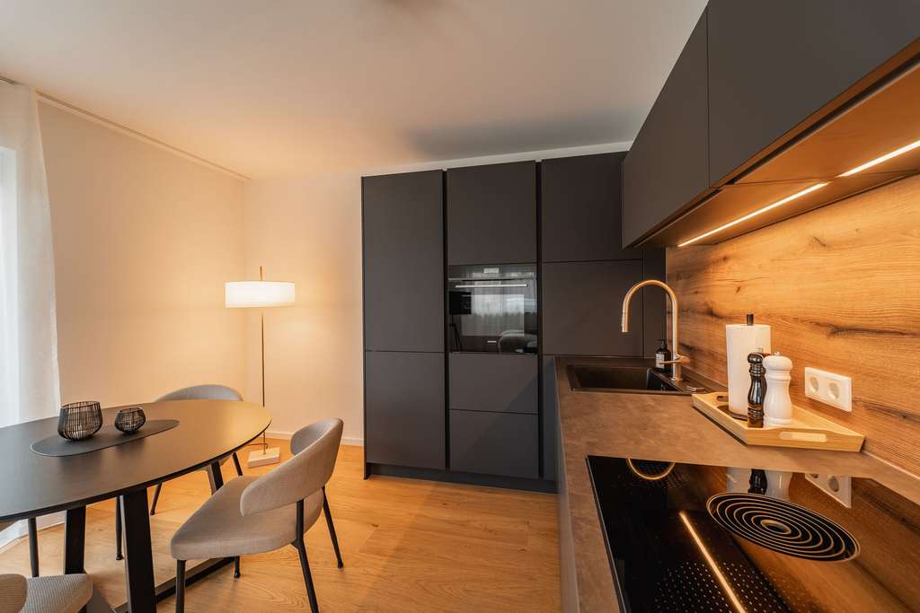 Immobilie in Übersee - 3-Zimmer-Neubauwohnung - Bergpanorama -   OG mit Balkon - - Bild 4