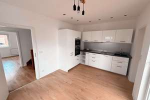 Vielseitiges Wohnhaus mit 7 Zimmern und Einliegerwohnung – Oberdorfstraße 5, 56072 Metternich, Koblenz – Vorschaubild 4