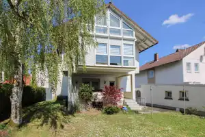 Großzügig. Vielseitig. Familienfreundlich – Ihr 2-Familienhaus mit Entwicklungspotenzial – Main-Kinzig-Kreis – Vorschaubild 4