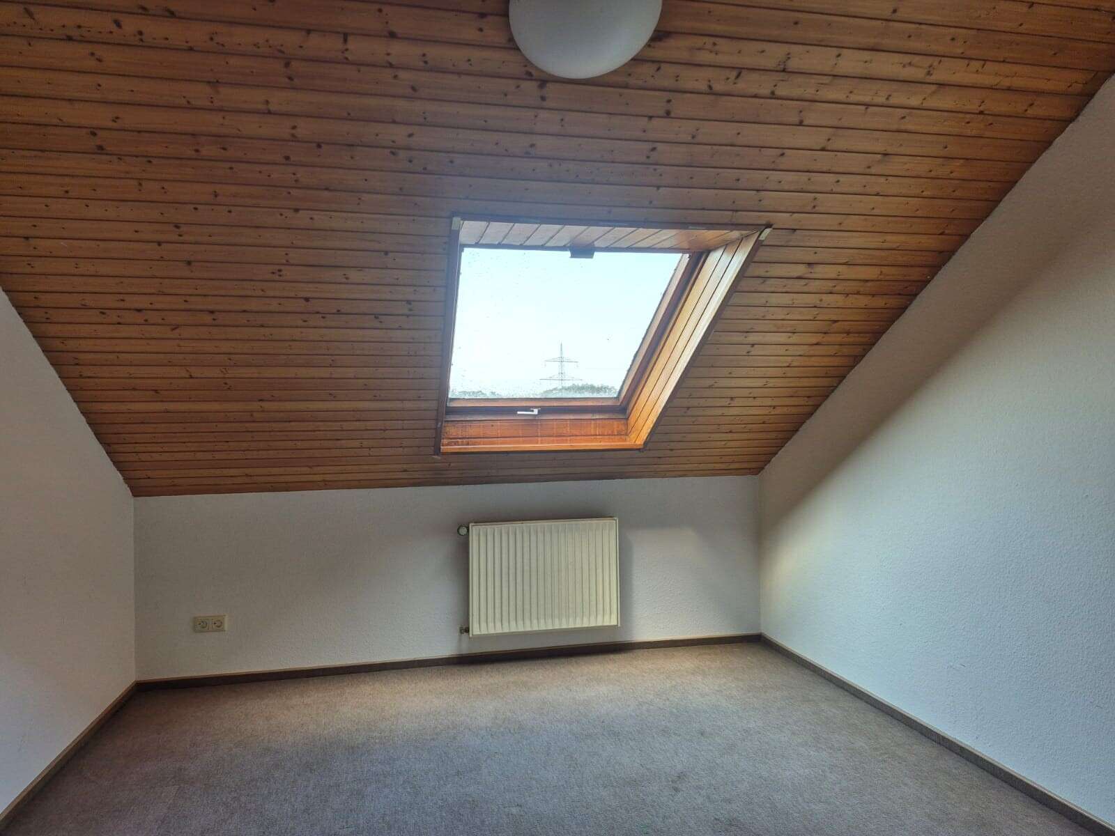 Immobilie in Bruchmühlbach-Miesau - Großzügiges Reihenmittelhaus in ruhiger Sackgasse im Grünen - Bild 4