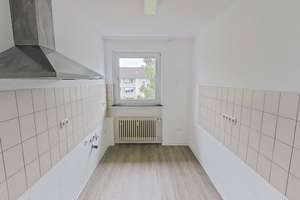 Ihr neues Zuhause: Gemütliche 3-Zimmer-Wohnung mit BALKON und viel Komfort – Lahrkampstraße 15, 33104 Schloß Neuhaus, Paderborn – Vorschaubild 8