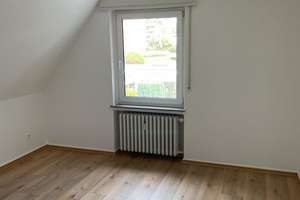Lassen Sie sich vormerken - renovierte 3-Zimmer DG Wohnung wartet auf Sie als neue Mieter – Auf dem Lölfert 19, 58119 Hohenlimburg (Ortsteil), Hagen – Vorschaubild 3