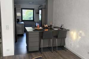Stilvoll modernisiert: Haus in Berlin-Rudow – Krokusstraße 3, 12357 Rudow, Berlin – Vorschaubild 11