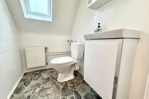 Modernisiertes 7-Zimmer-Haus in Rommerskirchen mit Garten und Garage – Neuss (Rhein-Kreis) – Vorschaubild 8