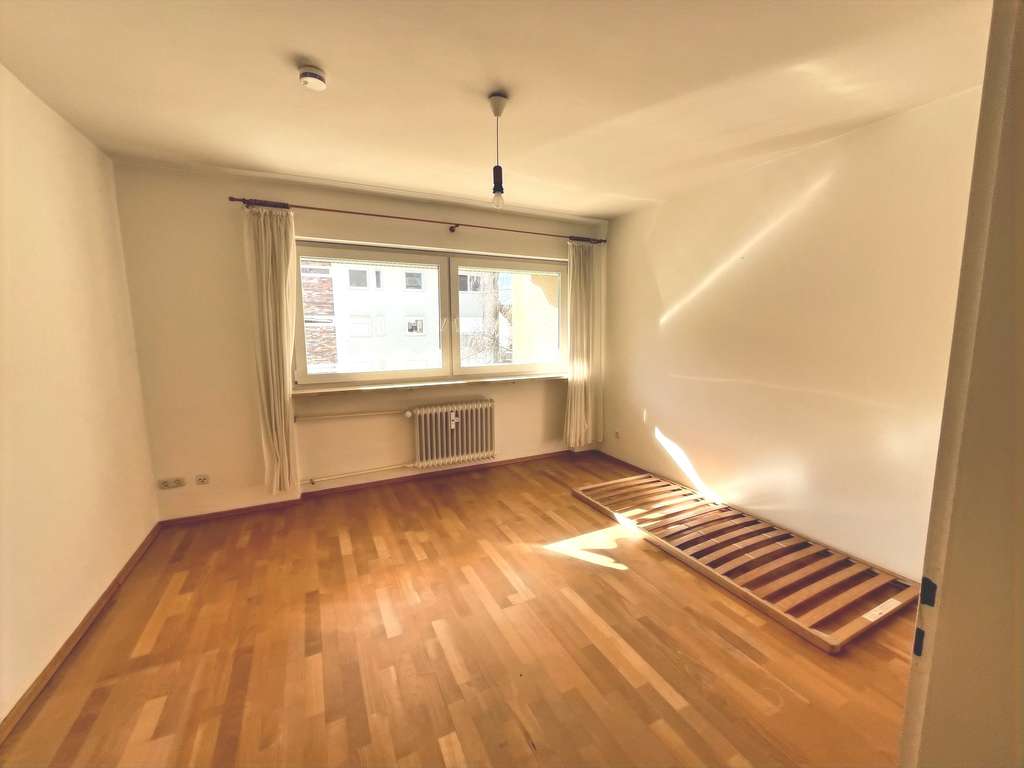 Immobilie in Wolfratshausen - Ruhige 3-Zimmer-Wohnung in Wolfratshausen-Waldram
 - Bild 3