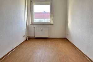 Ruhig gelegene 3-Raum Wohnung mit Balkon – Friedrich-Ludwig-Jahn-Straße 23, 39240 Calbe (Saale) – Vorschaubild 8