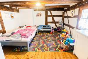 Familienidylle im Grünen: Liebevoll saniertes Haus mit großem Grundstück und Ausbaupotenzial!  – Die vollständige Adresse der Immobilie erhältst du vom Anbieter., 78183 Herford – Vorschaubild 7