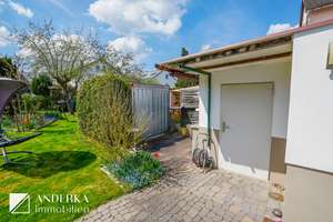 Modernisiertes EFH mit Wärmepumpe, PV-Anlage und sonnigem Garten in Leipheim. – Die vollständige Adresse der Immobilie erhältst du vom Anbieter., 89340 Leipheim – Vorschaubild 24