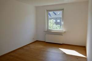 Von Privat & Unvermietet: 3-Zimmer-Wohnung in Düsseldorf BILK – Merowingerstrasse 64, 40225 Bilk, Düsseldorf – Vorschaubild 10