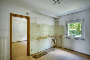 Viel Platz für Ihre Ideen – Reihenmittelhaus mit Entwicklungspotenzial am Ulmer Eselsberg – Die vollständige Adresse der Immobilie erhältst du vom Anbieter., 89081 Eselsberg, Ulm – Vorschaubild 8