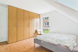 Nähe ISD: Doppelhaushälfte mit Garten und Garage in Düsseldorf Lohausen – Die vollständige Adresse der Immobilie erhältst du vom Anbieter., 40474 Lohausen, Düsseldorf – Vorschaubild 11